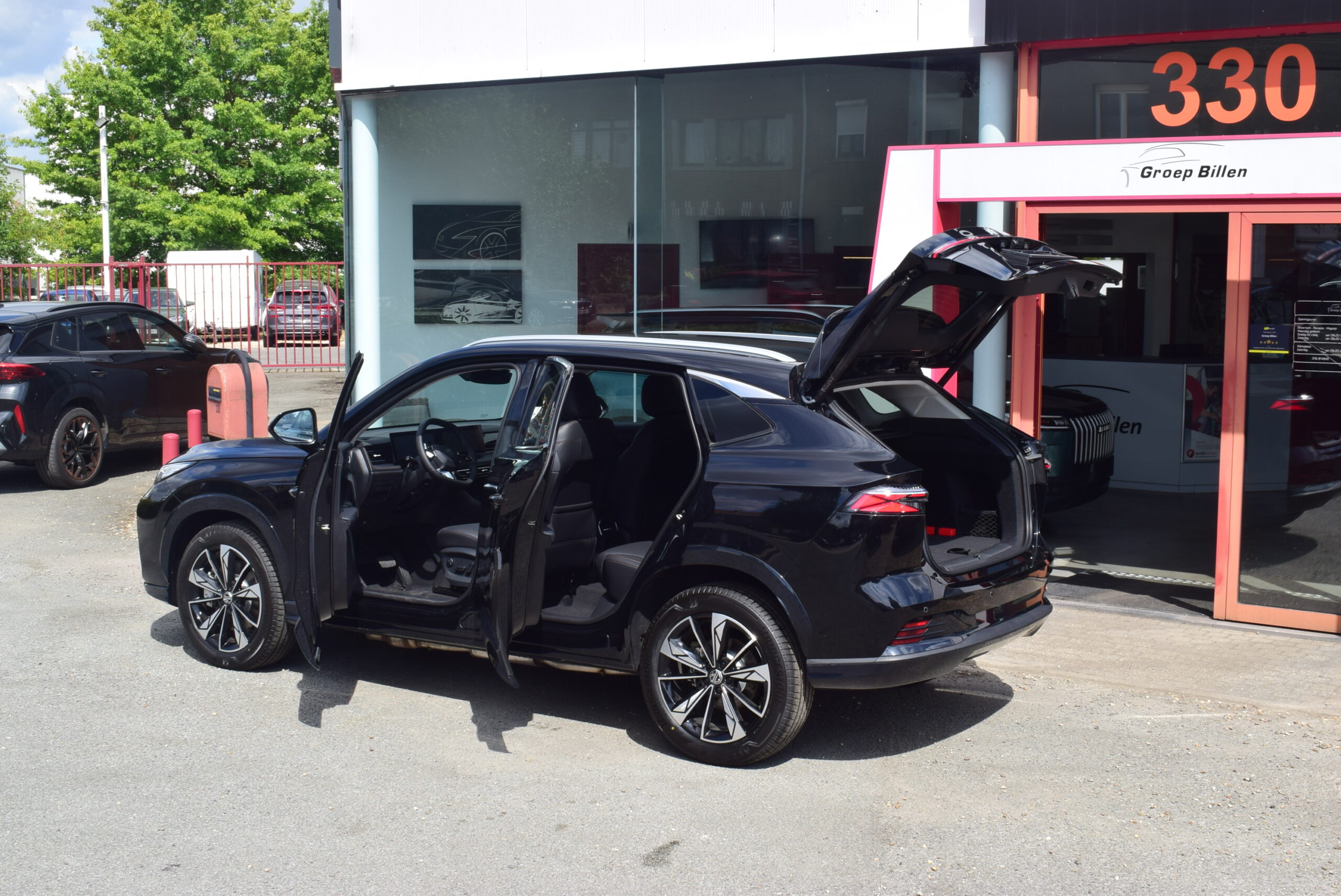 MG HS 1.5Hybrid HEV 224pk – NAVIGATIE – LEDER – ELEK ZETELS – 360° CAMERA – NIEUW – 0km