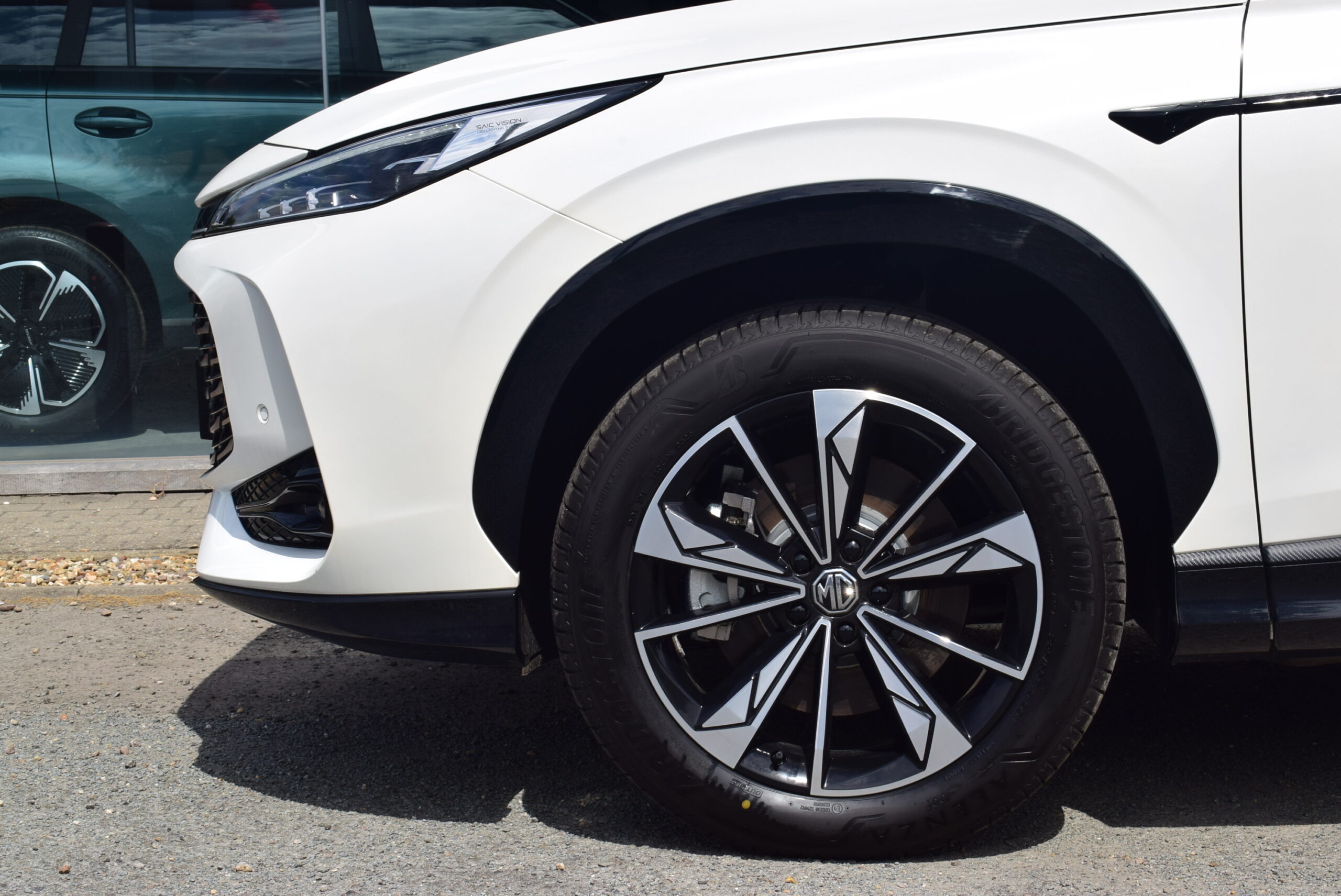 MG HS 1.5Hybrid+ HEV 224pk – NAVIGATIE – LEDER – ELEK ZETELS – 360° CAMERA – NIEUW – 0km