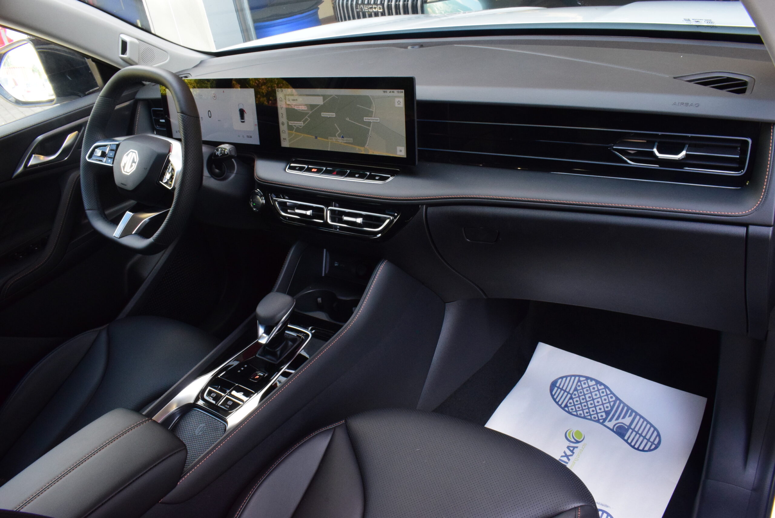 MG HS 1.5Hybrid HEV 224pk – NAVIGATIE – LEDER – ELEK ZETELS – 360° CAMERA – NIEUW – 0km