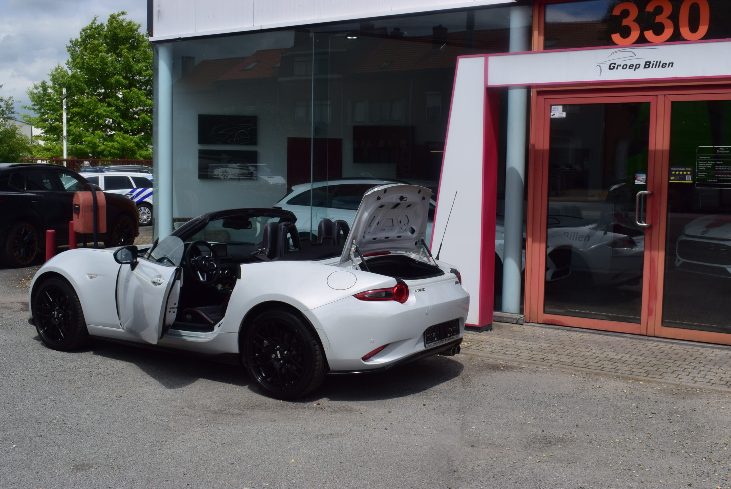 Mazda MX-5 2.0i 160pk RECAROZETELS – LED – NAVIGATIE – SPECIAL EDITION YAKUDO – ONE OF 160 – VERWACHT