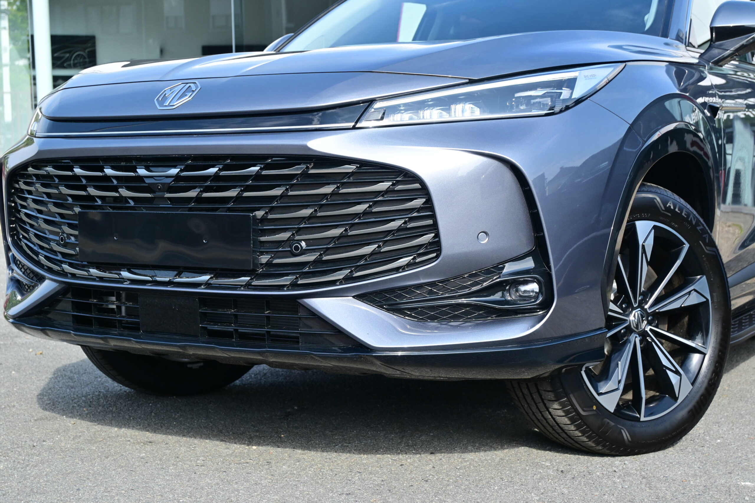 MG HS 1.5Hybrid PHEV 272pk – NAVIGATIE – LEDER – ELEK ZETELS – 360° CAMERA – 0km – NIEUW