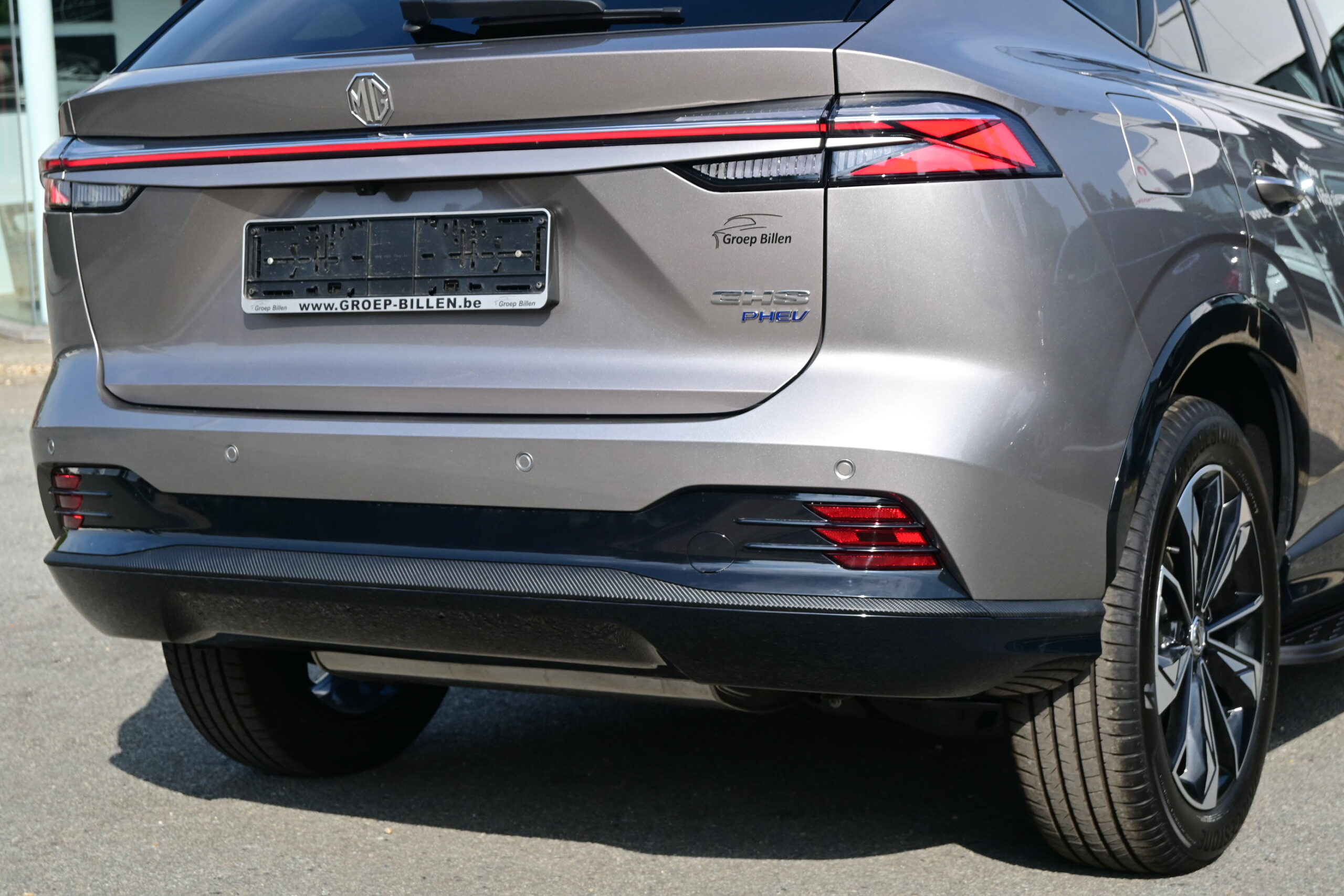 MG HS 1.5Hybrid PHEV 272pk – NAVIGATIE – LEDER – ELEK ZETELS – 360° CAMERA – NIEUW – VERKOCHT