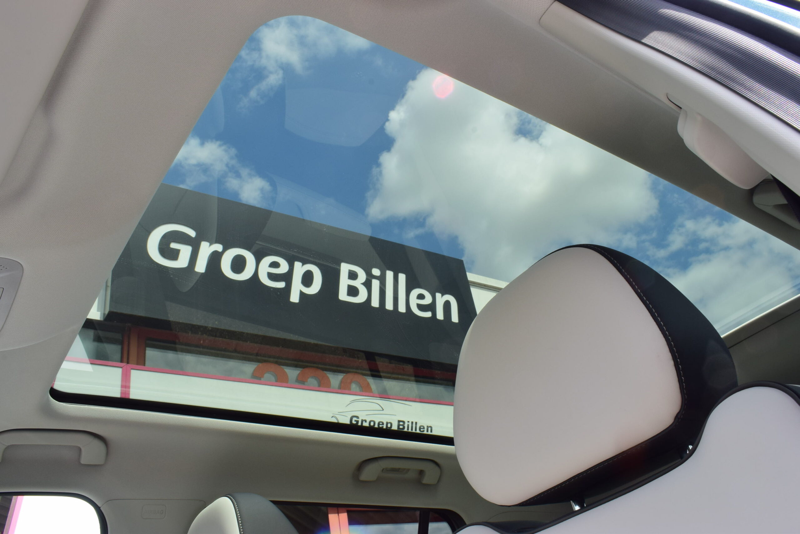 JAECOO 5 1.5T-GDi 145pk – PANO DAK – NAVIGATIE – LEDER – GEVENTILEERDE ZETELS – 360° CAMERA – NIEUW – 0km – BI-COLOR