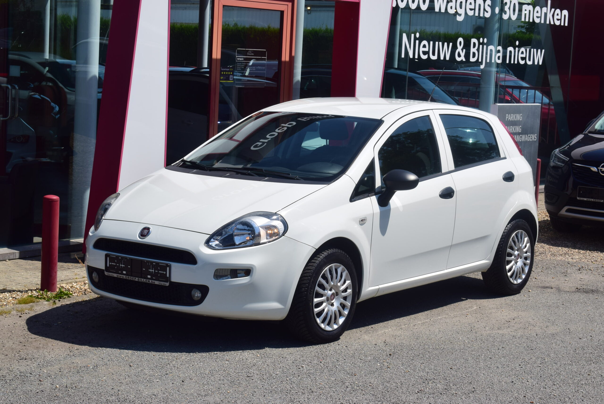 FIAT PUNTO 1.2i CLIMATRONIC – 98.000km – GARANTIE