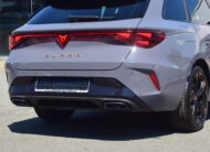 CUPRA LEON 1.5Tsi 150pk 1/2 LEDER – ELEKTRISCHE ZETEL – CARPLAY – LED – CAMERA – 18″ ALU – AMBIENT LIGHT – NIEUW