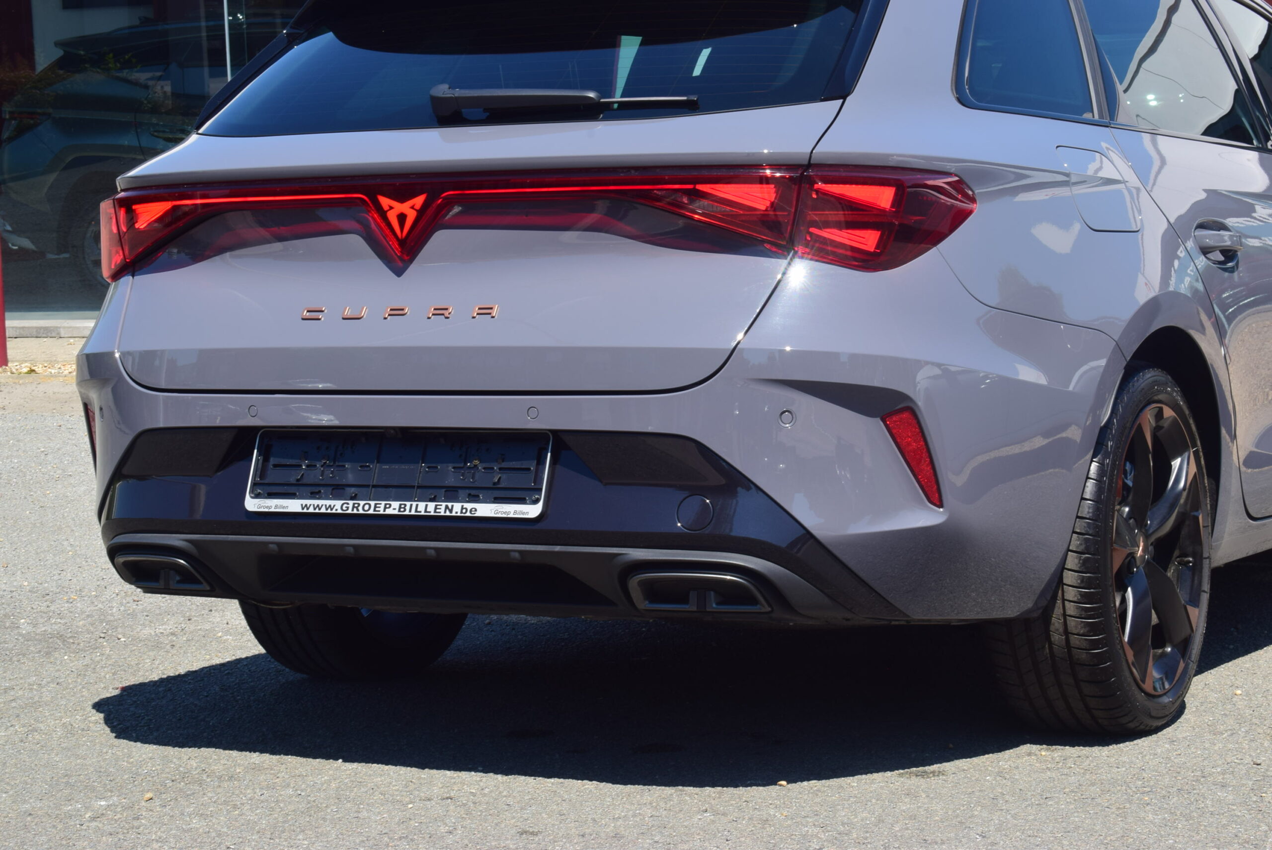 CUPRA LEON 1.5Tsi 150pk 1/2 LEDER – ELEKTRISCHE ZETEL – CARPLAY – LED – CAMERA – 18″ ALU – AMBIENT LIGHT – NIEUW