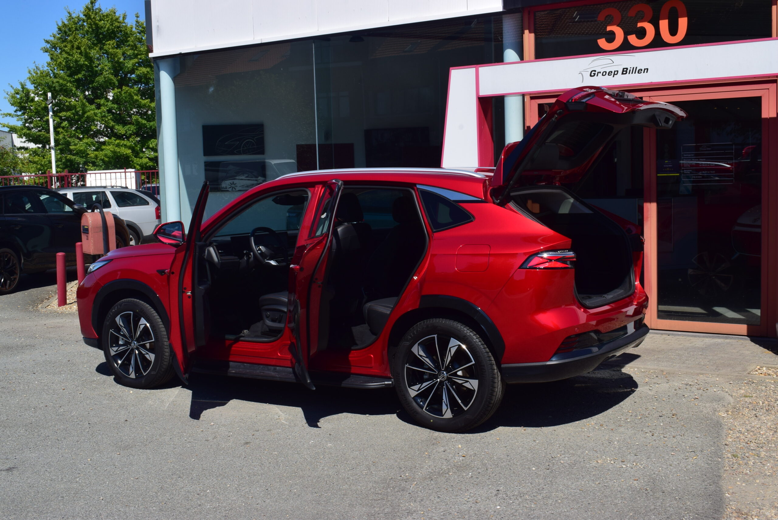 MG HS 1.5Hybrid PHEV 272pk – NAVIGATIE – LEDER – ELEK ZETELS – 360° CAMERA – 21.000km