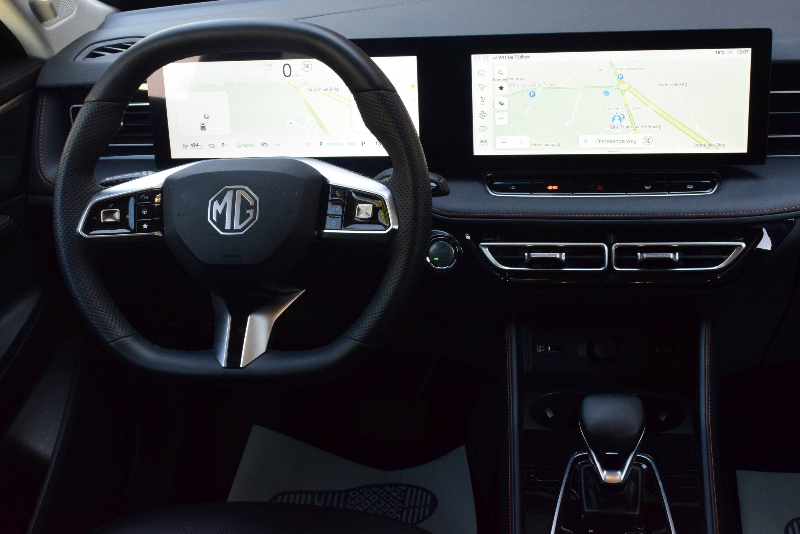MG HS 1.5Hybrid PHEV 272pk – NAVIGATIE – LEDER – ELEK ZETELS – 360° CAMERA – 21.000km