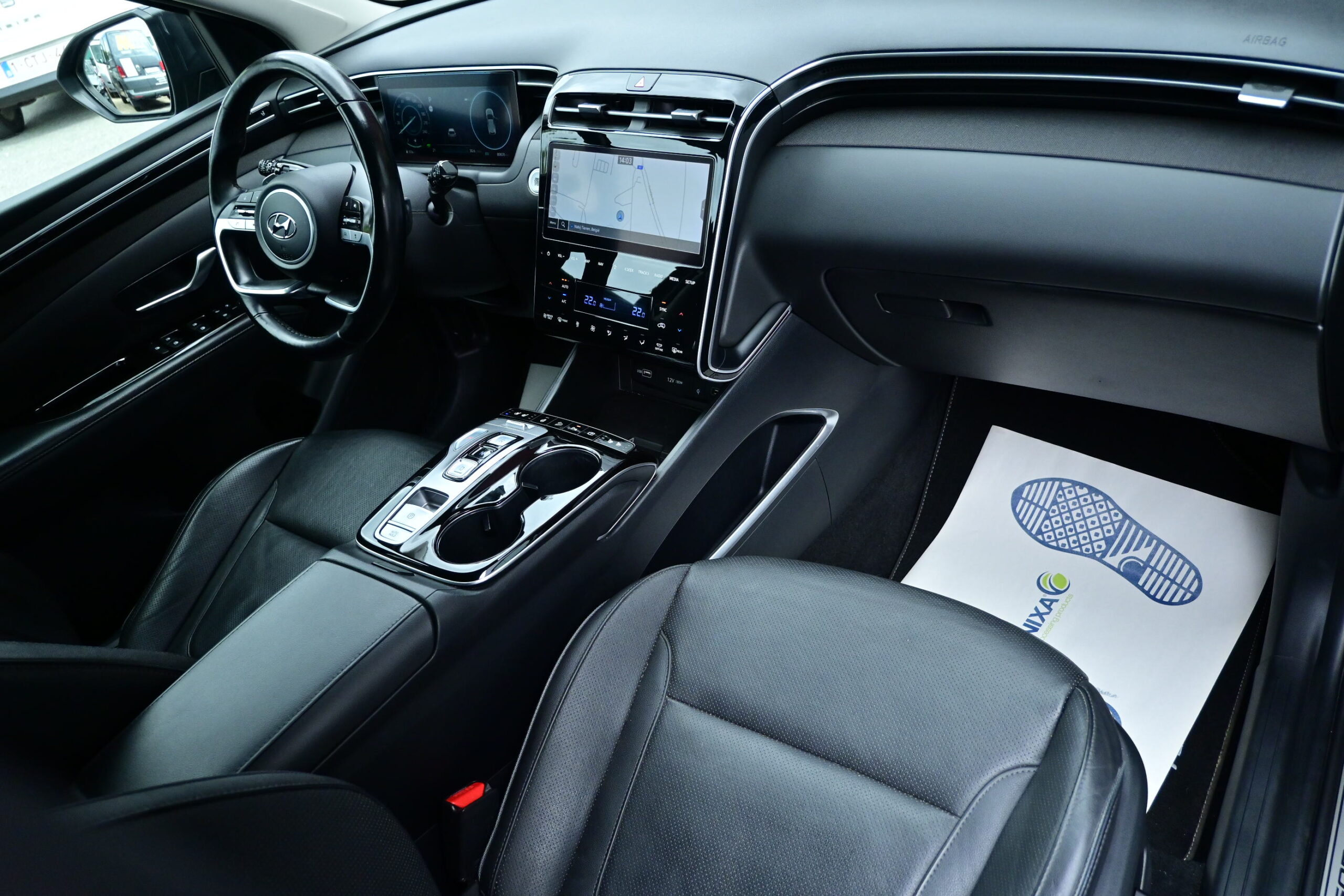Hyundai Tucson 1.6HEV SHINE – LEDER – NAVI – LED – PANO DAK – ELEK ZETELS – 360° CAMERA – GARANTIE