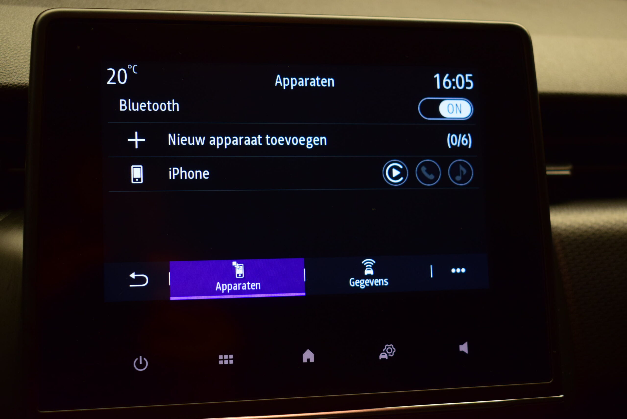 RENAULT CLIO 1.0SCe CARPLAY – LED – AIRCO – PARKEERSENSOREN – 61.000km
