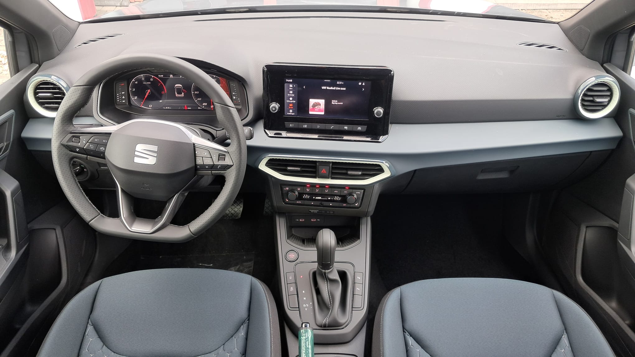 SEAT ARONA 1.0TSi DSG – FULL LED – CAMERA – ZETELVERWARMING – NIEUW