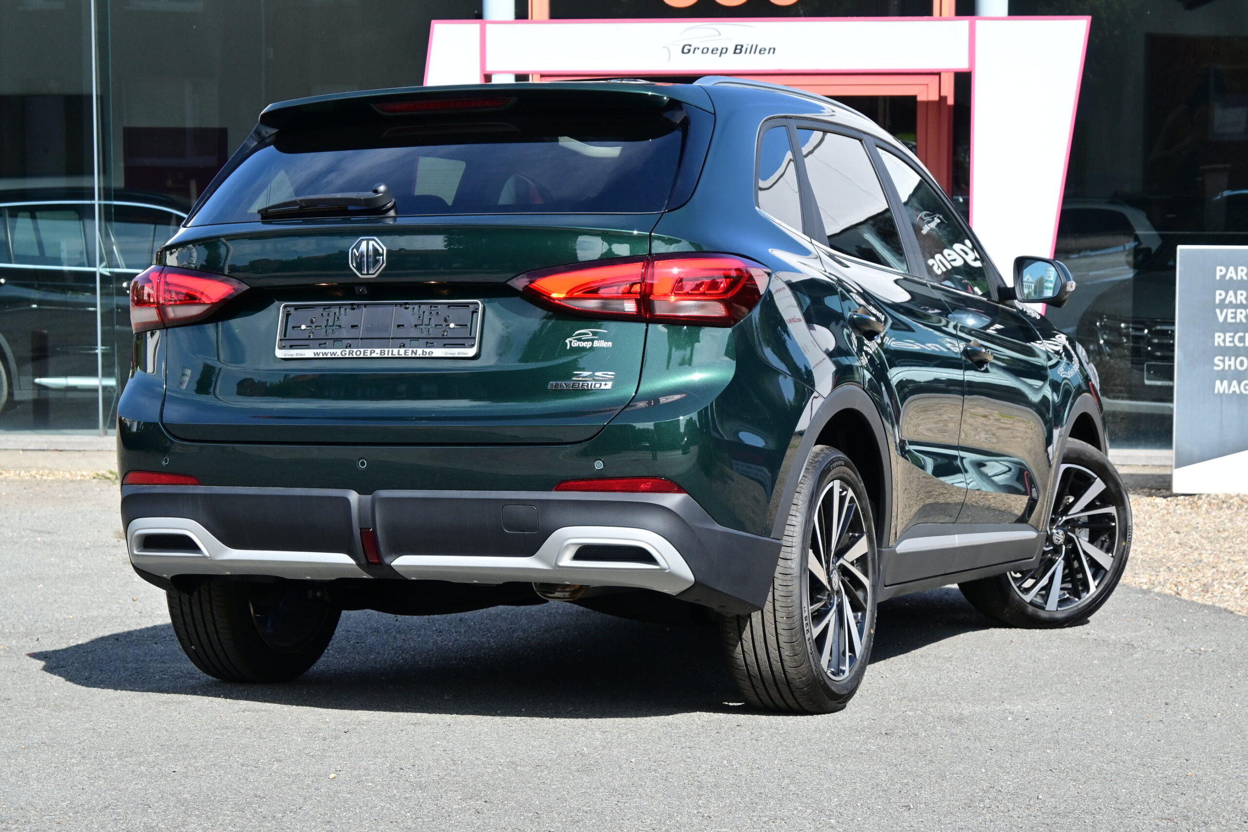 MG ZS 1.5Hybrid HEV 194pk – PANO DAK – NAVIGATIE – LEDER – ELEK ZETELS – 360° CAMERA – NIEUW