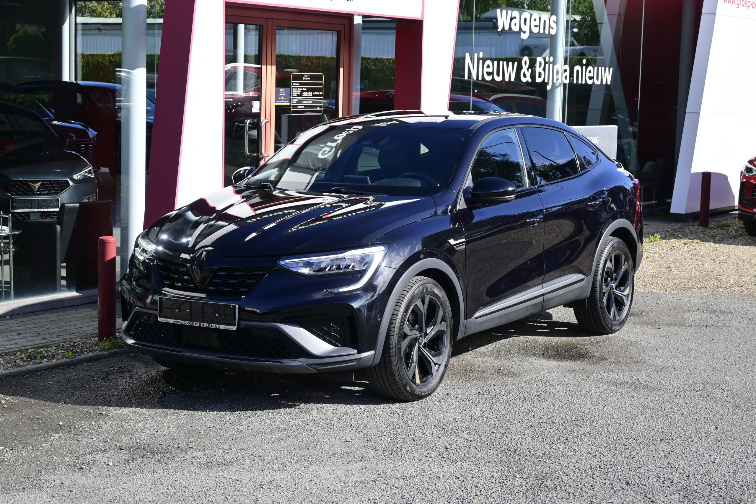 RENAULT ARKANA 1.6E-TECH HEV – SPORT – LEDER – NAVI – LED – CAMERA – 32.000km – VERKOCHT