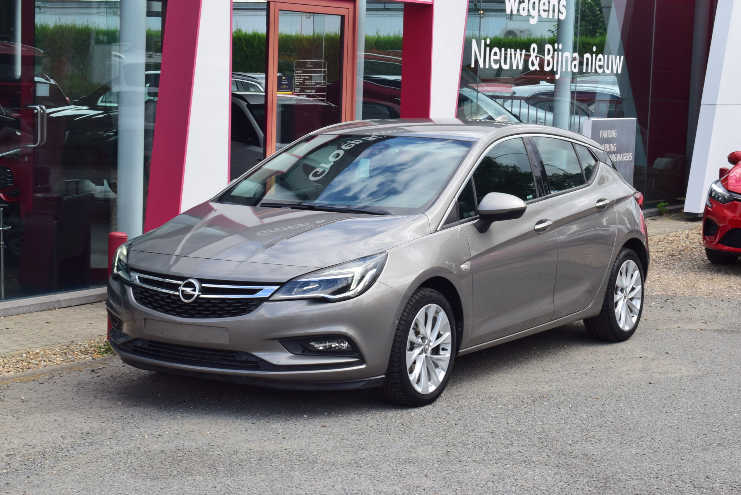 OPEL ASTRA aut. 1.4TURBO 150pk – PDC v/a – TREKHAAK – 98.000km – VERKOCHT