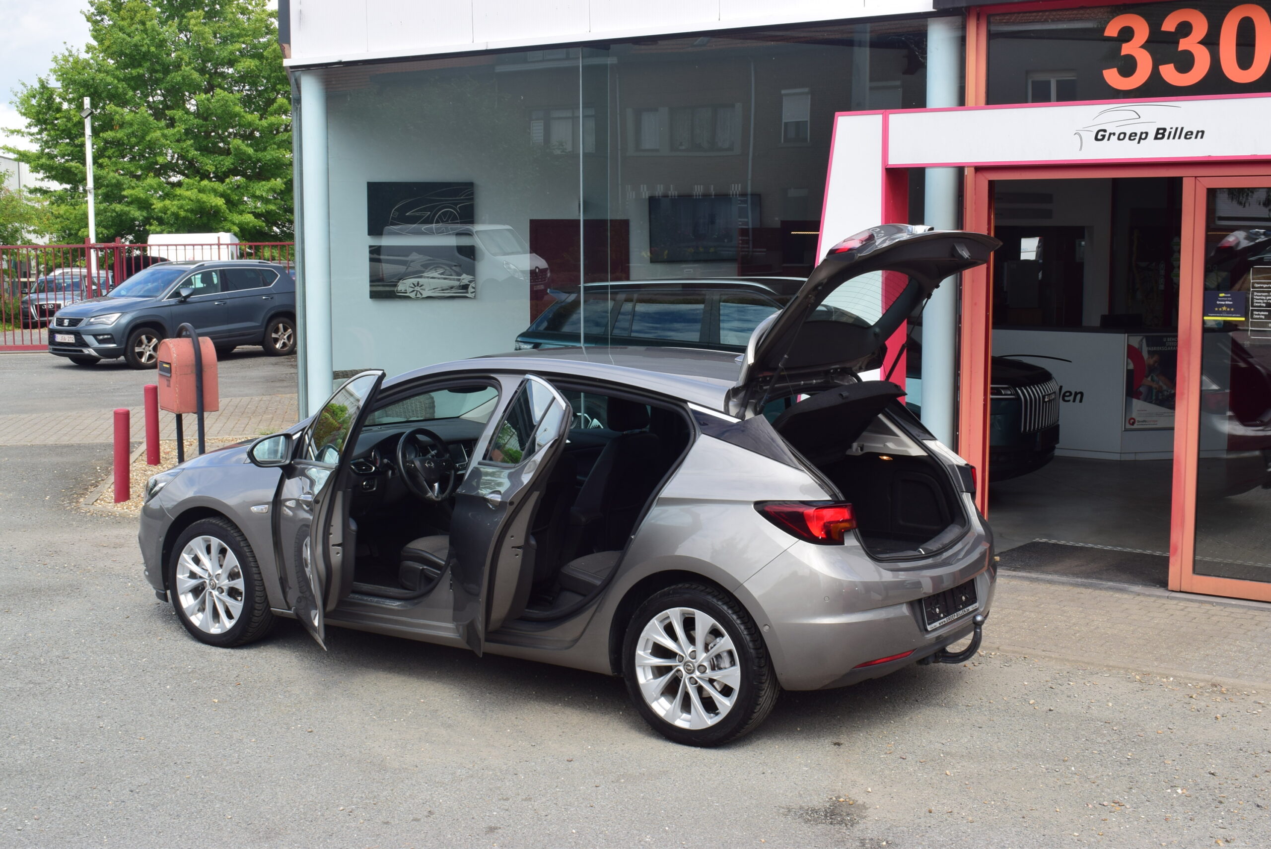 OPEL ASTRA aut. 1.4TURBO 150pk – PDC v/a – TREKHAAK – 98.000km – VERKOCHT