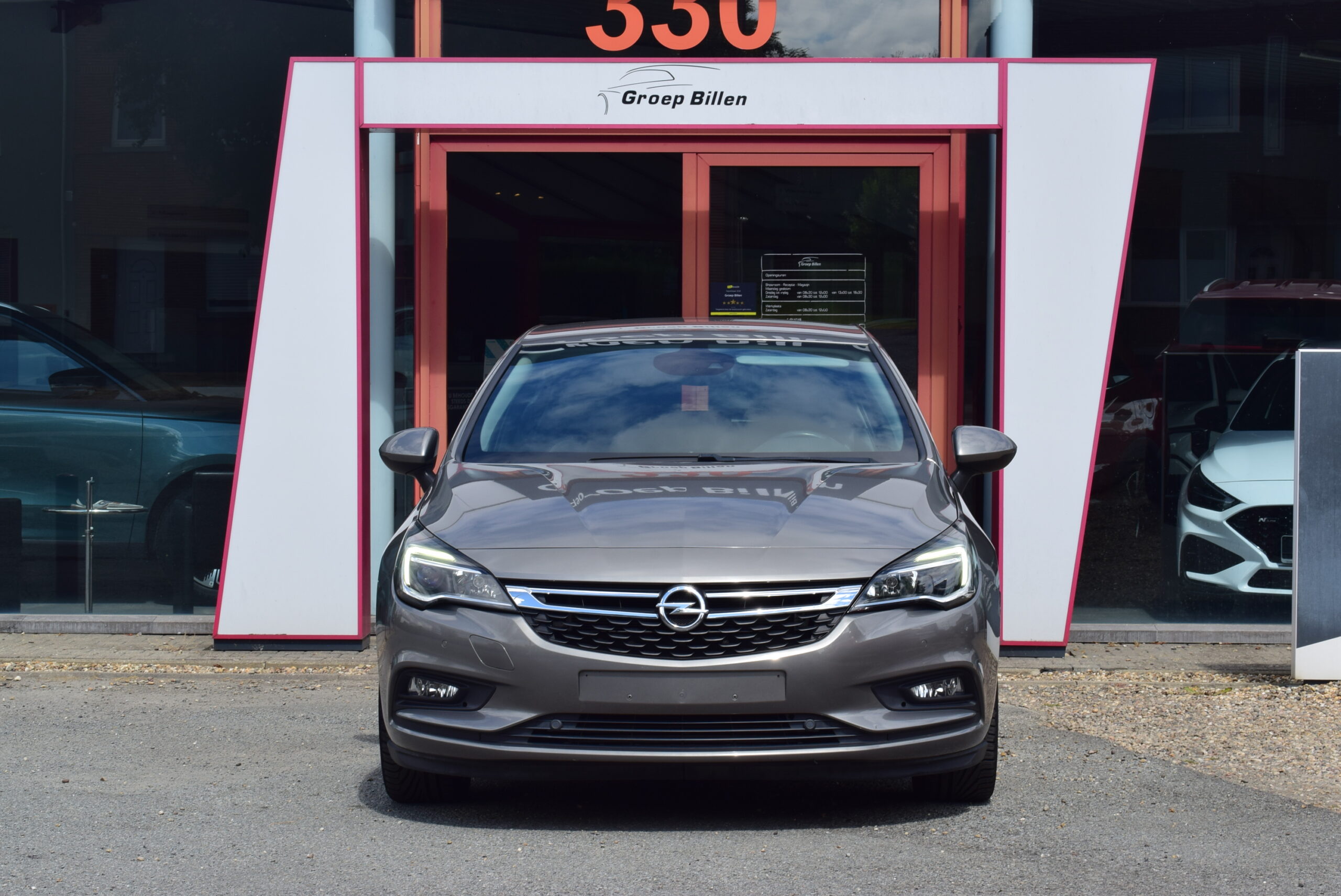 OPEL ASTRA aut. 1.4TURBO 150pk – PDC v/a – TREKHAAK – 98.000km – VERKOCHT