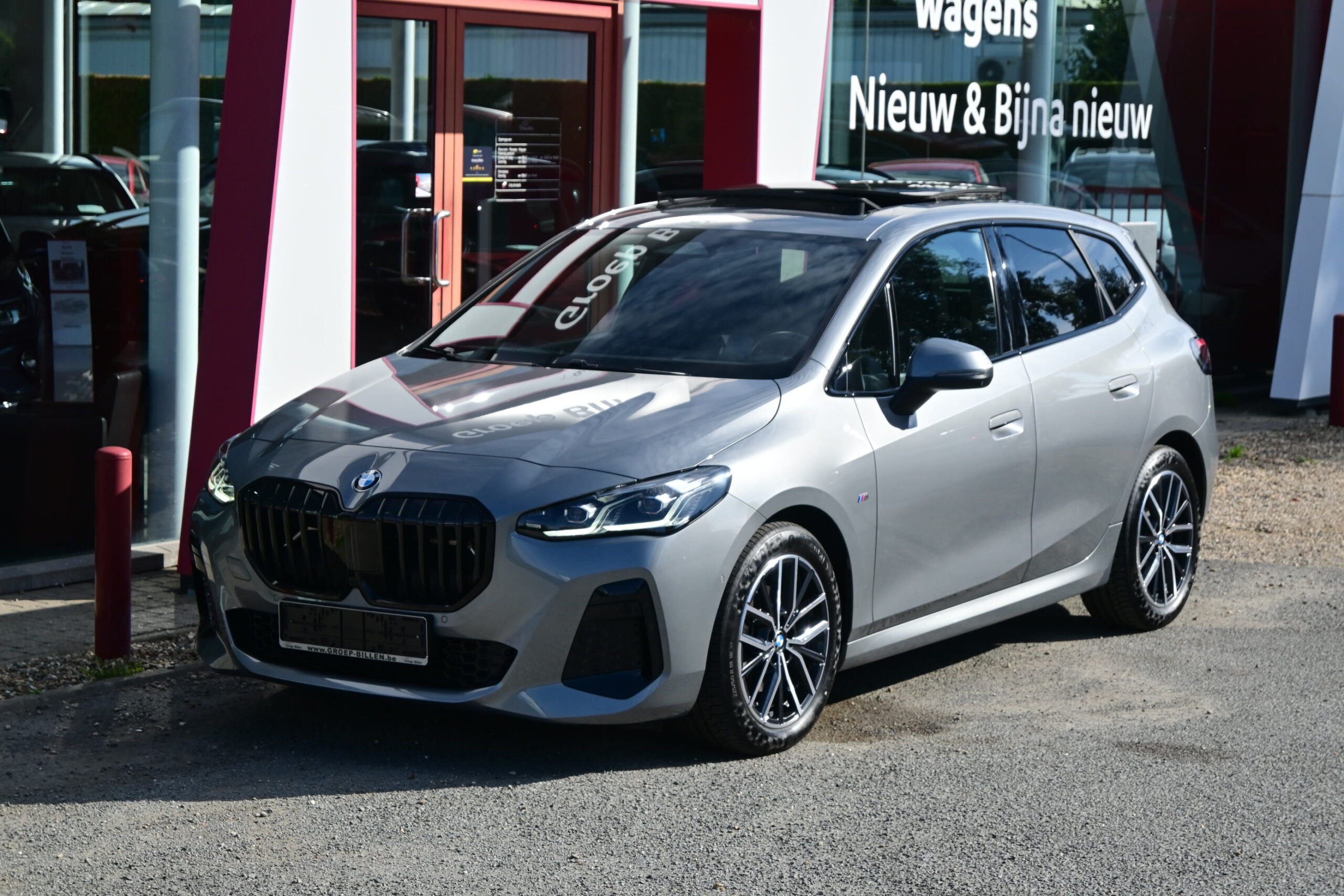 BMW 220iAS Active Tourer – NAVI – LED – PANO DAK – TREKHAAK – AMBIENT LIGHT – VERKOCHT