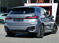BMW 220iAS Active Tourer – NAVI – LED – PANO DAK – TREKHAAK – AMBIENT LIGHT – VERKOCHT