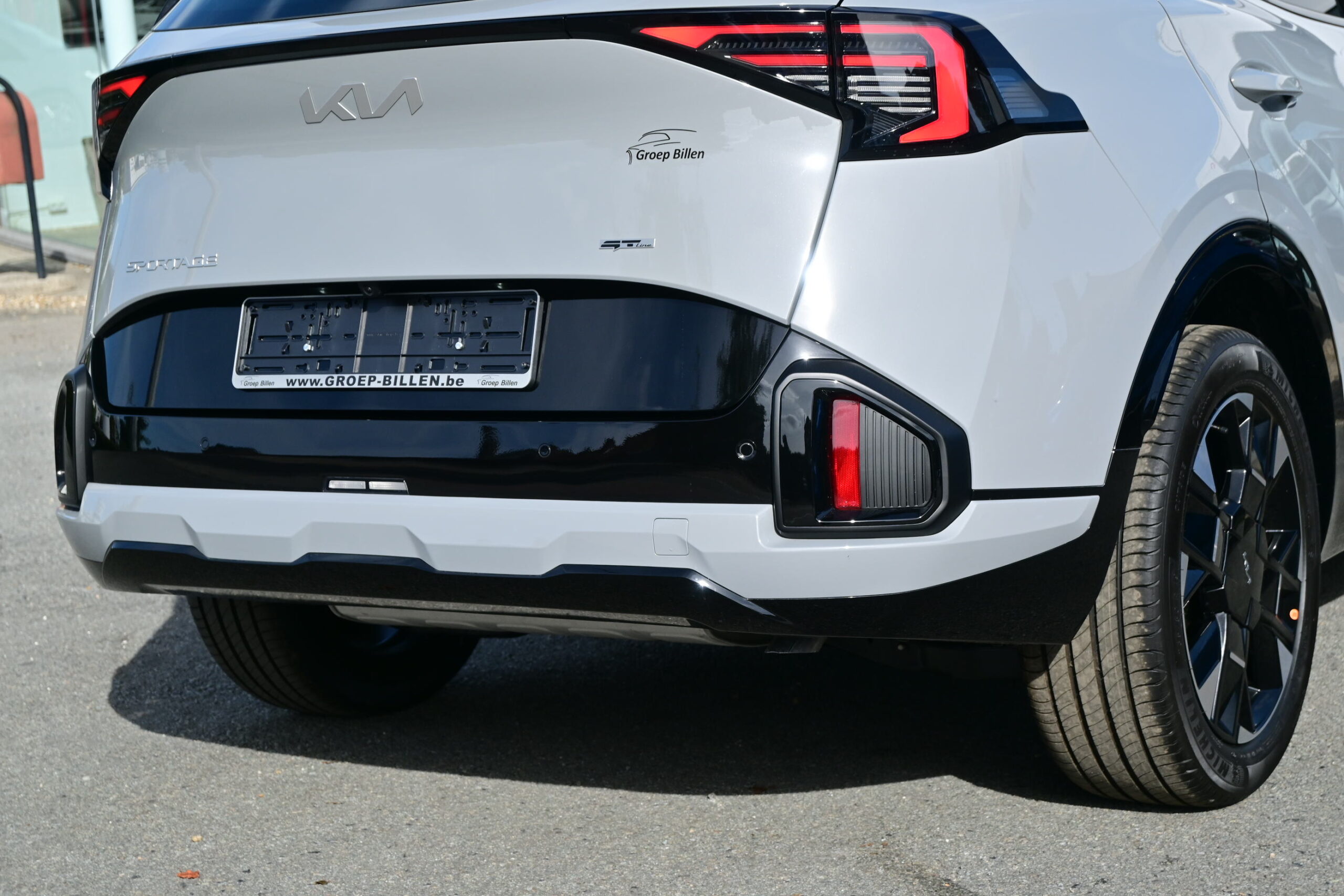 KIA SPORTAGE 1.6HEV GT-LINE – 1/2 LEDER – PANO DAK – NAVI – LED – CAMERA – VERKOCHT